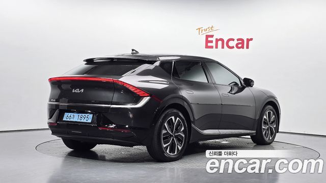 Kia EV6 Long Range 4WD Earth — пробег 105 589 км — фото 2 из 5