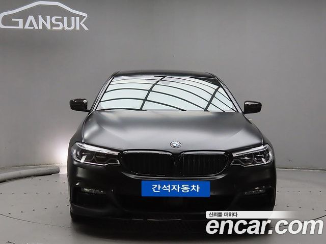 BMW 5-Series 530i M Sport Package Plus — пробег 80 000 км — фото 1 из 5