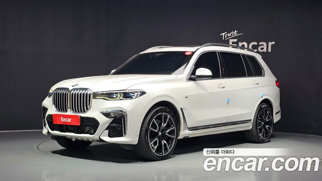 BMW X7 xDrive 40i M Sport 7STR — пробег 89 175 км — фото 1 из 5