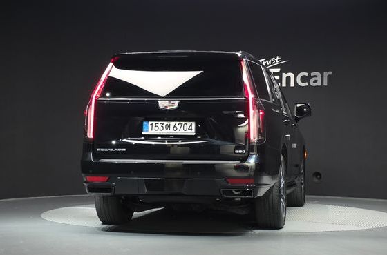 Cadillac Escalade 6.2 Sports Platinum — пробег 29 006 км — фото 4 из 5