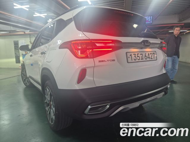 Kia Seltos из Кореи Encar
