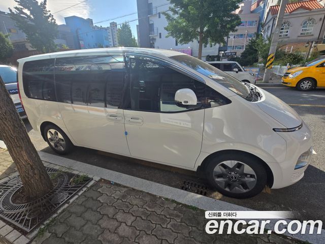 Hyundai Staria Tourer 9-Seater Modern — пробег 48 686 км — фото 4 из 5
