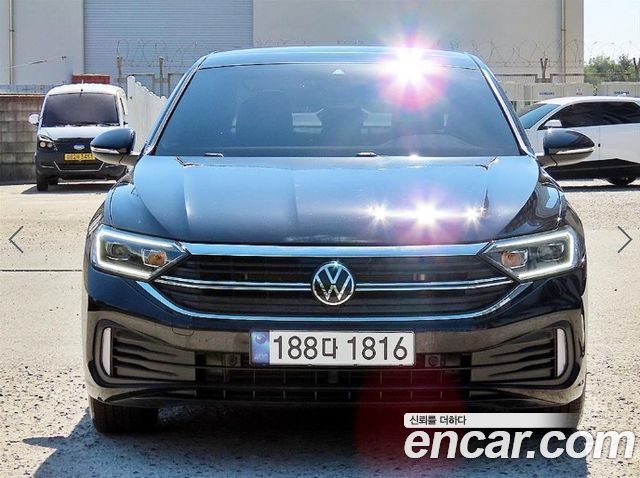 Volkswagen Jetta 1.5 TSI Prestige — пробег 35 782 км — фото 1 из 5