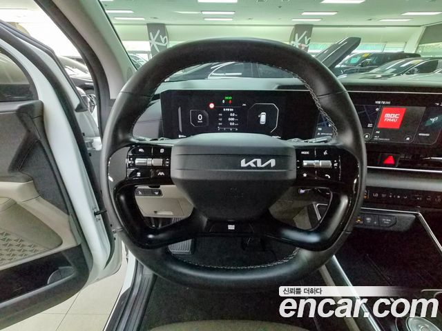 Kia Carnival HEV 9 seater Prestige — пробег 35 635 км — фото 4 из 5