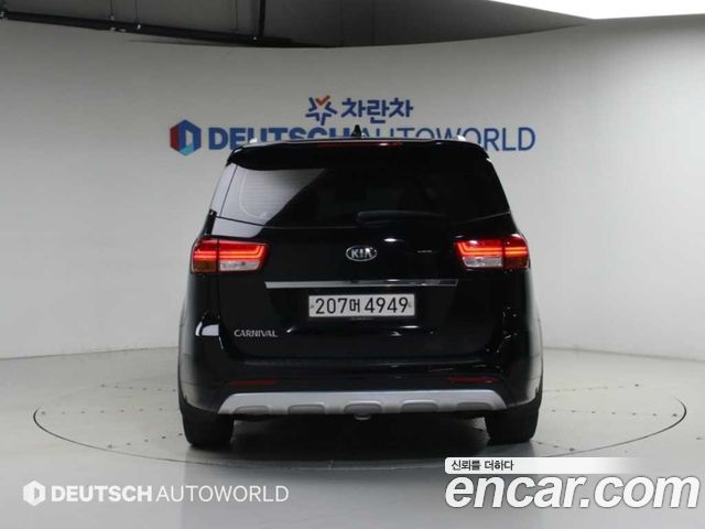 Kia Carnival из Кореи Encar