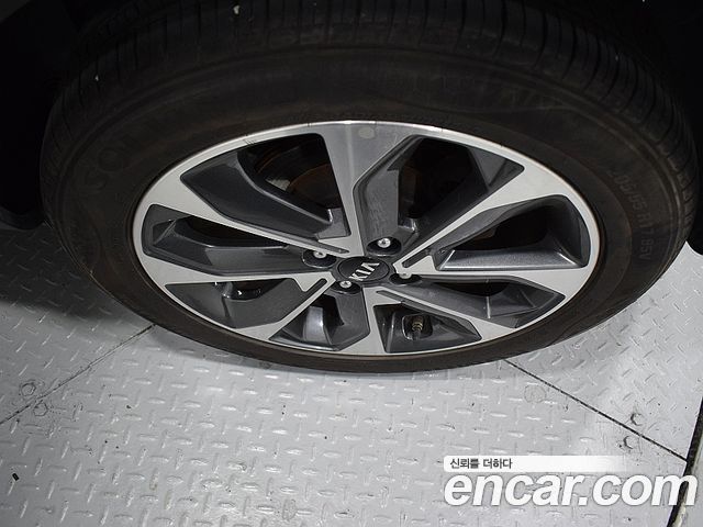 Kia Stonic Diesel 1.6 Prestige — пробег 247 000 км — фото 5 из 5