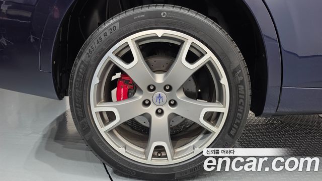 Maserati Levante 3.0 Diesel AWD GranSport — пробег 128 994 км — фото 5 из 5