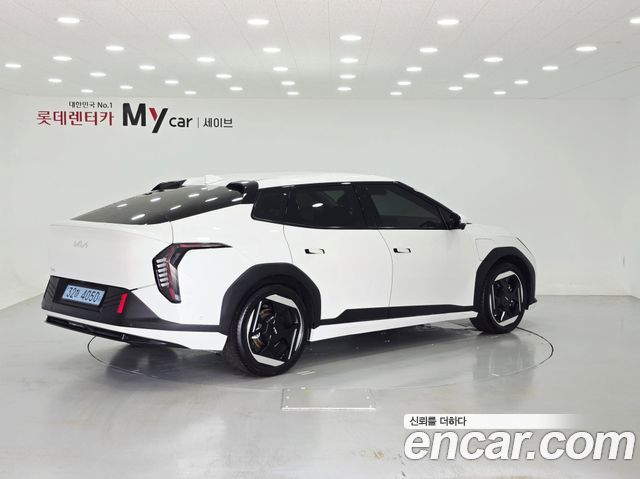 Kia EV4 Long Range 2WD Earth — пробег 16 146 км — фото 5 из 5