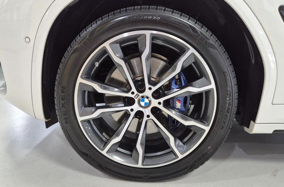 BMW X3 xDrive 30e M Sport — пробег 70 482 км — фото 5 из 5