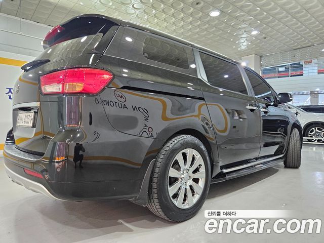 Kia Carnival из Кореи Encar