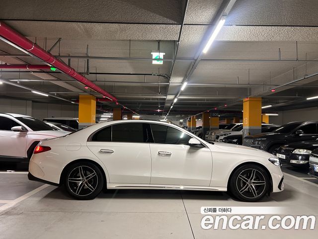Mercedes-Benz E-Class E300 4MATIC AMG Line — пробег 23 000 км — фото 5 из 5