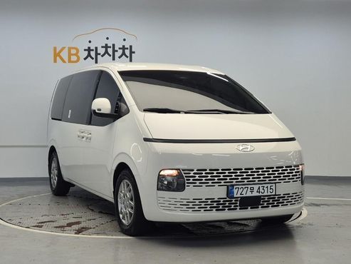 Hyundai Staria Tourer 11-Seater Modern — пробег 73 320 км — фото 4 из 5