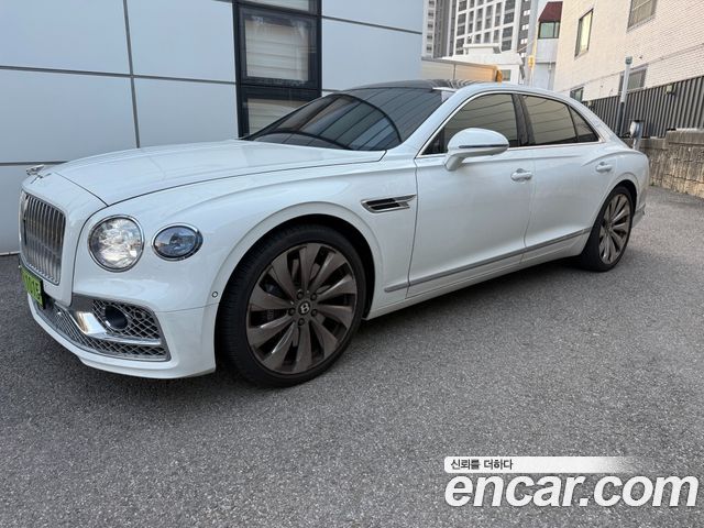 Bentley Flying Spur 4.0 — пробег 21 251 км — фото 1 из 5