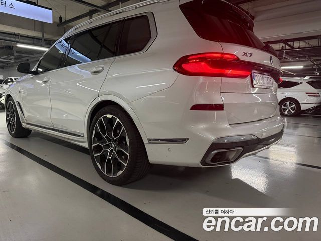 BMW X7 xDrive 40d M Sport 6STR — пробег 20 427 км — фото 2 из 5