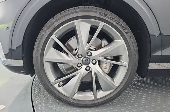 Genesis GV70 2.5T Gasoline AWD — пробег 12 364 км — фото 5 из 5
