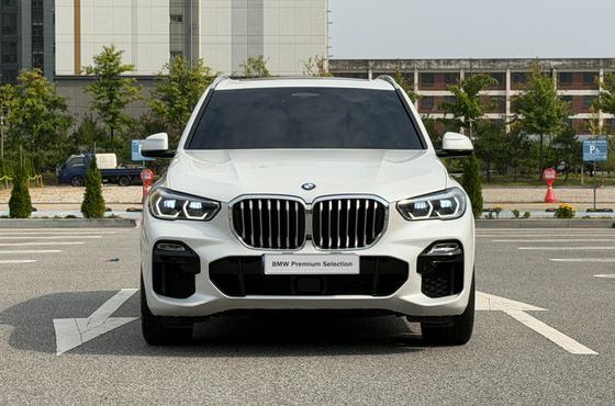 BMW X5 xDrive 45e M Sport — пробег 94 563 км — фото 3 из 5