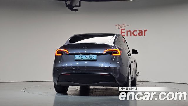 Tesla Model Y Long Range AWD — пробег 44 173 км — фото 4 из 5