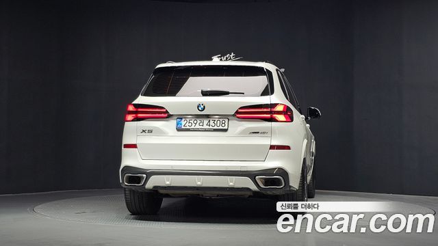 BMW X5 xDrive 40i M Sport — пробег 32 658 км — фото 4 из 5