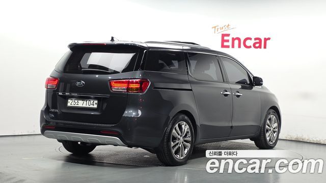 Kia Carnival из Кореи Encar
