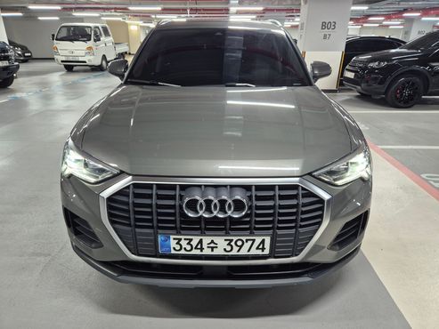 Audi Q3 35 TDI Premium — пробег 17 016 км — фото 1 из 5