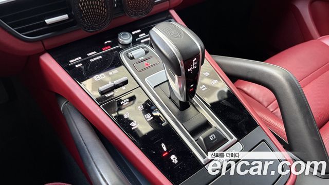 Porsche Cayenne 3.0 — пробег 34 350 км — фото 5 из 5