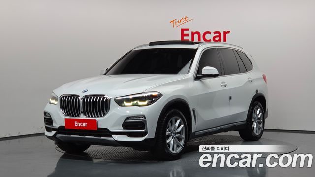 BMW X5 xDrive 40i xLine — пробег 101 257 км — фото 1 из 5