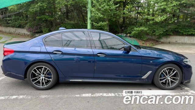BMW 5-Series 530i M Sport Package Plus — пробег 100 000 км — фото 5 из 5