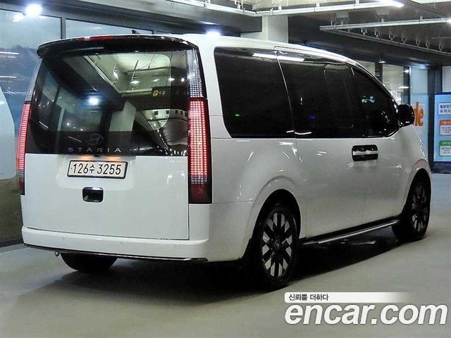 Hyundai Staria из Кореи Encar