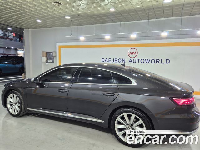 Volkswagen Arteon 2.0 TDI Prestige — пробег 28 010 км — фото 3 из 5
