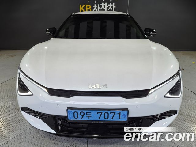 Kia EV6 Long Range 2WD Earth — пробег 14 314 км — фото 1 из 5
