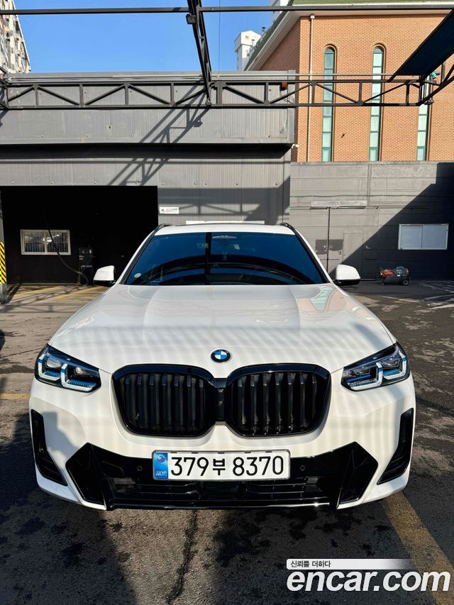 BMW X3 xDrive 20i M Sports Pro — пробег 23 700 км — фото 1 из 5