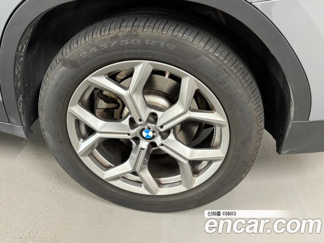 BMW X3 xDrive 20i — пробег 40 155 км — фото 5 из 5