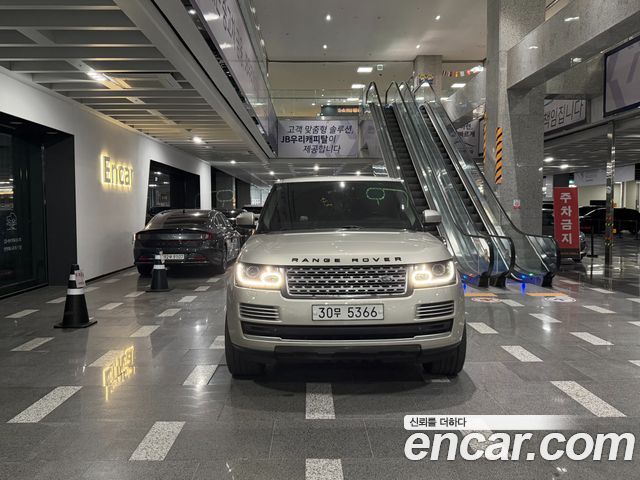 Land Rover Range Rover 5.0 SC Vogue SE — пробег 273 088 км — фото 2 из 5