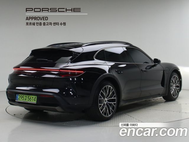 Porsche Taycan Turbo Cross Turismo — пробег 9 400 км — фото 2 из 5