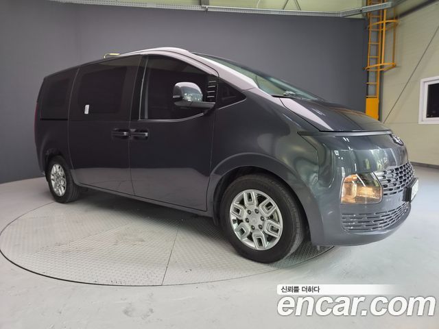 Hyundai Staria L3.5 Cargo 3-Seater Modern — пробег 81 000 км — фото 3 из 5