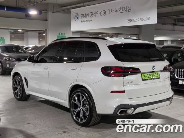 BMW X5 xDrive 40i M Sport — пробег 4 011 км — фото 2 из 5