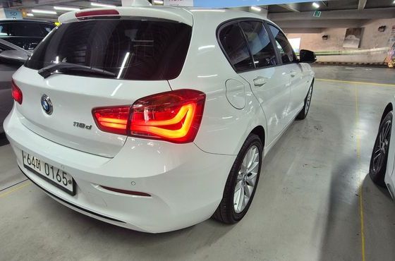 BMW 1-Series 118d Sport 5Door — пробег 179 779 км — фото 2 из 5