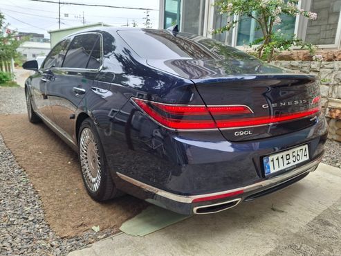 Genesis G90 5.0 AWD Limousine Prestige — пробег 82 300 км — фото 4 из 5