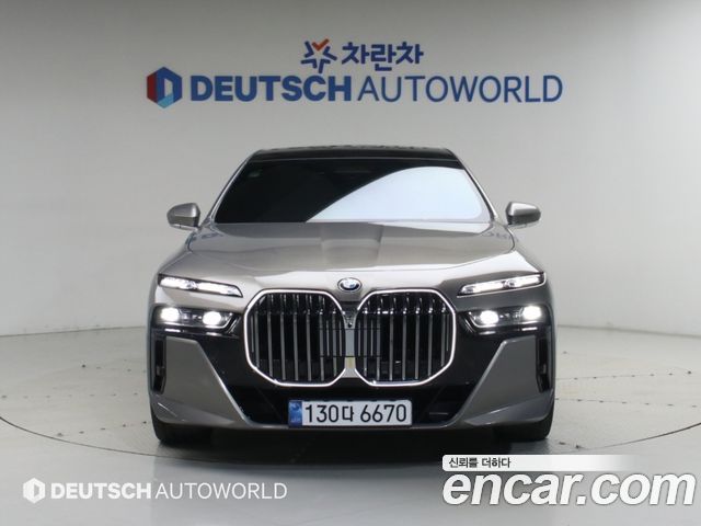 BMW 7-Series 750e xDrive M Sport — пробег 22 400 км — фото 3 из 5