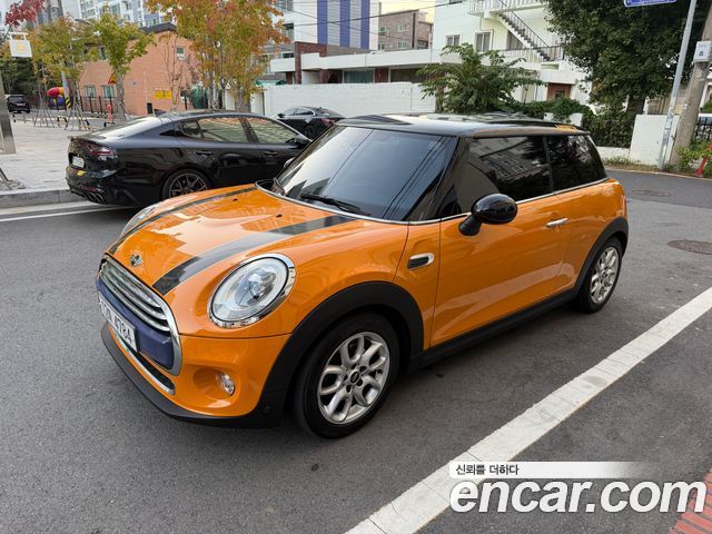 Mini Cooper Standard 3rd — пробег 86 932 км — фото 1 из 5