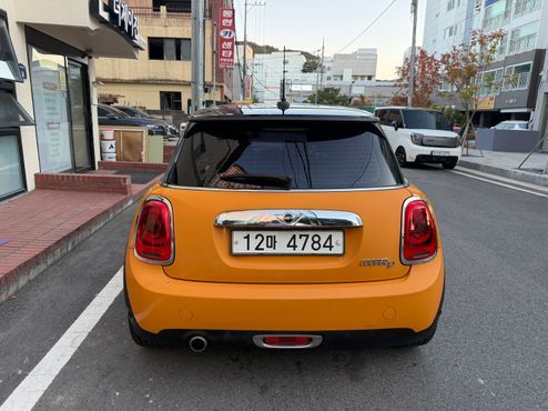 Mini Cooper Standard 3rd — пробег 86 932 км — фото 4 из 5