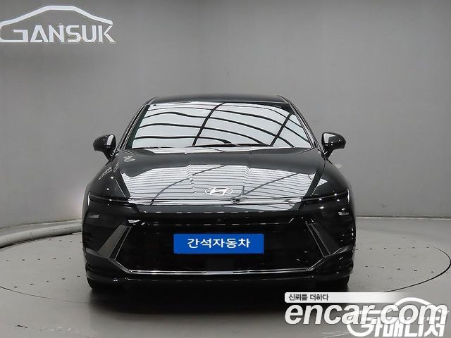 Hyundai Sonata Inspiration — пробег 10 628 км — фото 3 из 5