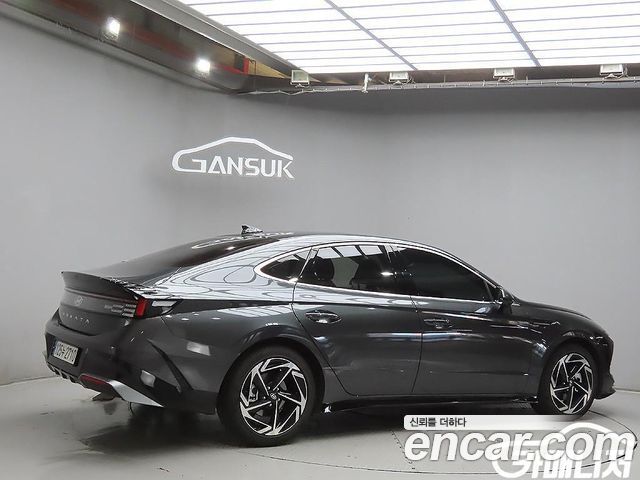 Hyundai Sonata Inspiration — пробег 10 628 км — фото 4 из 5
