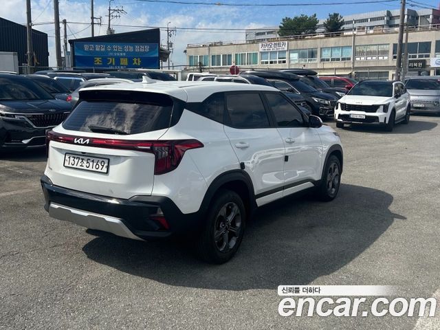 Kia Seltos из Кореи Encar