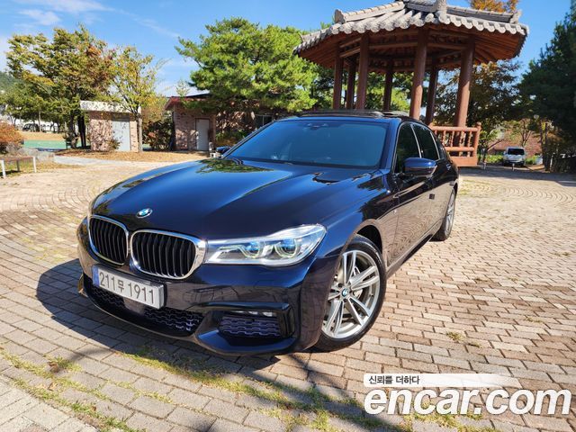 BMW 7-Series 740Li xDrive M Sport Package — пробег 172 000 км — фото 1 из 5
