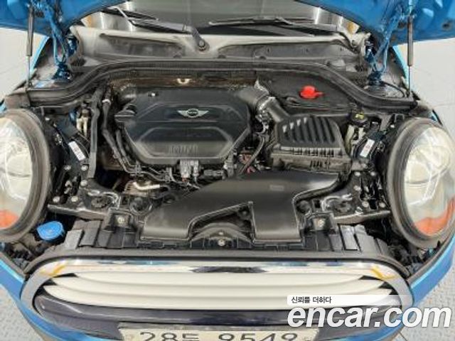Mini Cooper Standard 3rd — пробег 156 124 км — фото 5 из 5