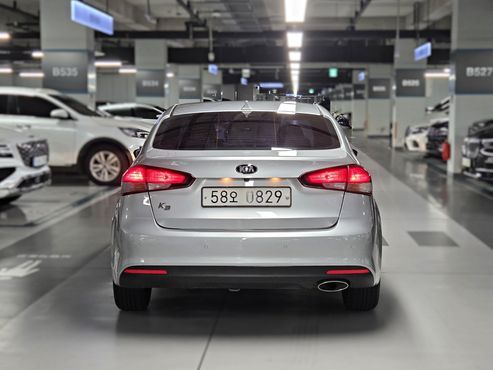 Kia K3 Prestige — пробег 87 920 км — фото 4 из 5