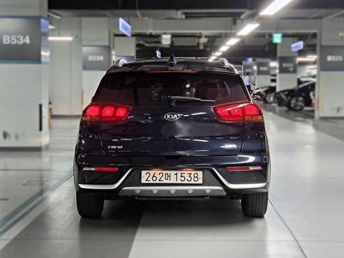 Kia Niro Luxury — пробег 148 660 км — фото 4 из 5