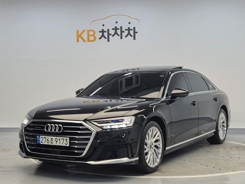 Audi A8 55 TFSI Quattro Premium LWB — пробег 64 945 км — фото 1 из 5