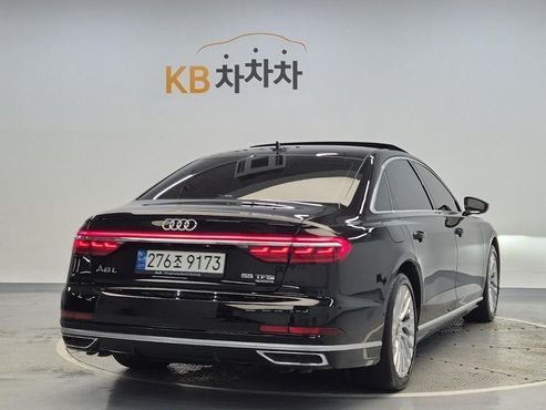 Audi A8 55 TFSI Quattro Premium LWB — пробег 64 945 км — фото 3 из 5